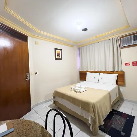 Central Hotel-2